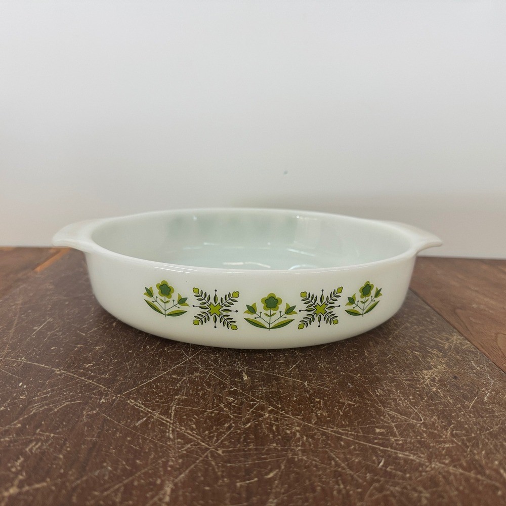 Vintage Anchor Hocking‎ Milk Glass 9" Round Oven Baking Dish Green Floral